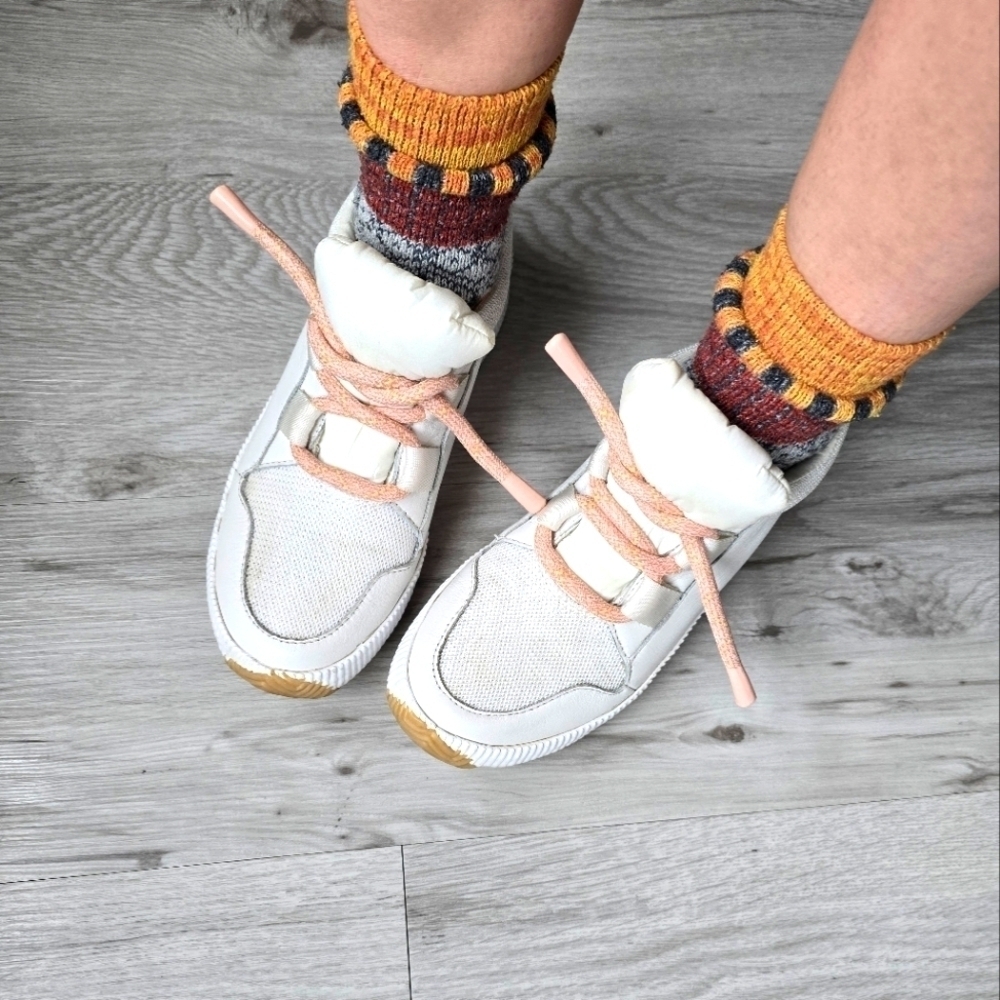 Sorel | Out N' About Street white sporty Gorpcore low-top sneakers | WMS 8.5